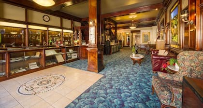 Charming Suite on Main Street