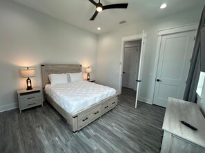 Townhome, Multiple Beds (Evergreen By the Sea Unit B) | 4 bedrooms
