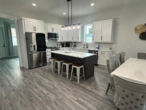 Maison, plusieurs lits (Evergreen By the Sea Unit B) | Cuisine privée