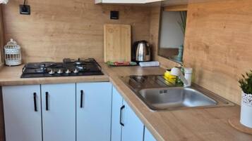 Departamento (One Bedroom Apartment) | Cocina privada | Refrigerador