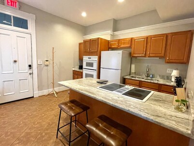 Charming Historic Studio Near Downtown and VCU