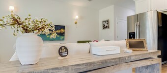 Water Oaks Retreat Charming 2-bedroom house in Laurel Hill