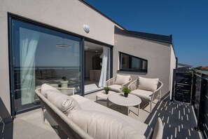 Comfort Apartment, 2 Bedrooms, Sea View | Balcony