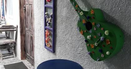 Guest House Peace Love