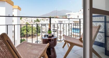 Central Estepona, Walk to Beach and Old Town