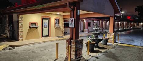 Bagian depan properti