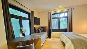 Suite | Premium bedding, pillowtop beds, in-room safe, iron/ironing board - Modern Suite 1 - Heart of Roma Norte (Mexico City)