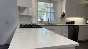 Microwave, oven, stovetop, dishwasher