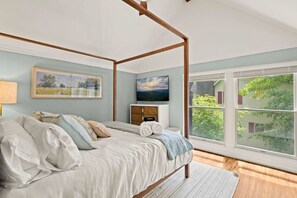 Bügeleisen/Bügelbrett, WLAN, Bettwäsche