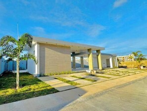 Property grounds - Villa in Punta Cana (Punta Cana)