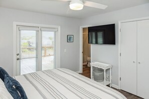 4 bedrooms, WiFi, bed sheets