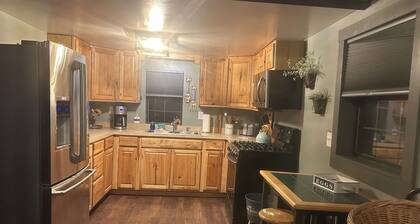 Feisty Ranch Farm Retreat - Private and charming 2-bedroom on 15 acres
