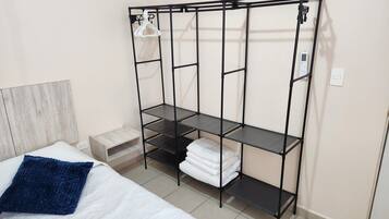 3 chambres, fer et planche Ă repasser, Wi-Fi gratuit, draps fournis