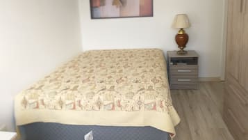 WiFi, bed sheets