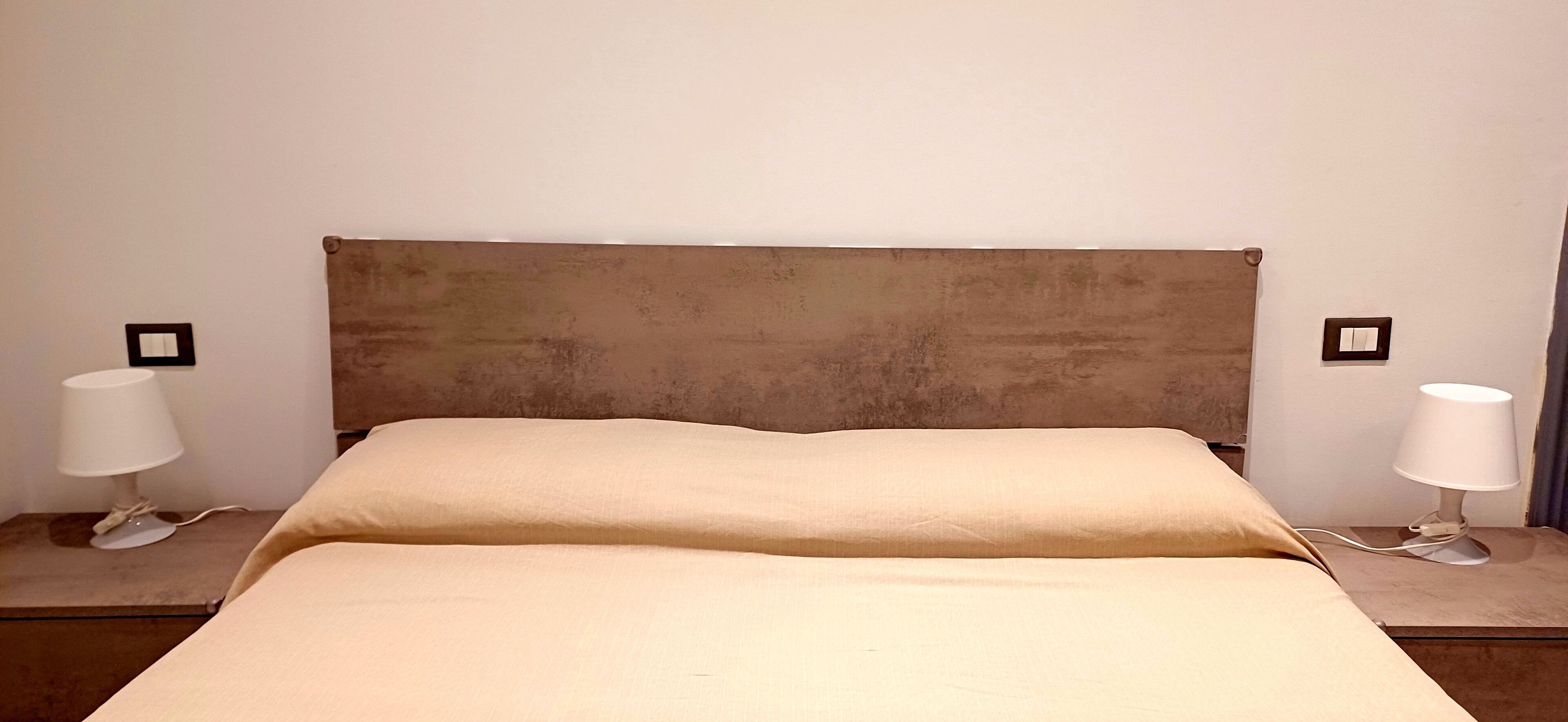 经典公寓, 2 间卧室, 海港景观 | 羽绒被、办公桌、笔记本电脑工作区、遮光窗帘