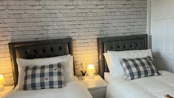 4 chambres, fer et planche Ă repasser, Wi-Fi gratuit, draps fournis