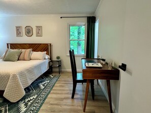 4 chambres, fer et planche à repasser, Wi-Fi, draps fournis