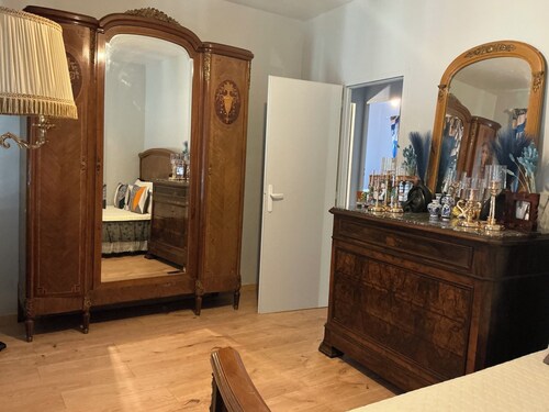 Large house with 600 m² garden - up to 14 people with fitness area