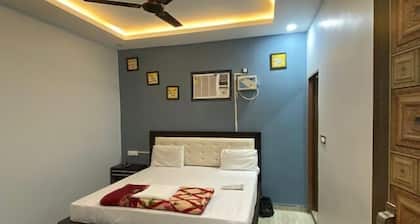 Natraj Hotel