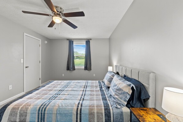 1 bedroom, free WiFi, bed sheets