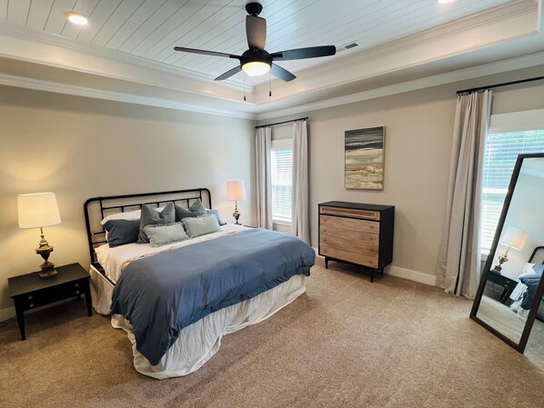 3 Schlafzimmer, Bügeleisen/Bügelbrett, WLAN, Bettwäsche