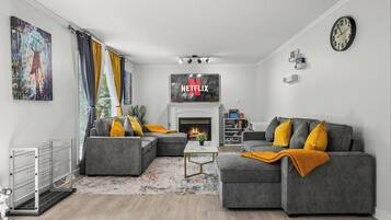 TV connectée, cheminée