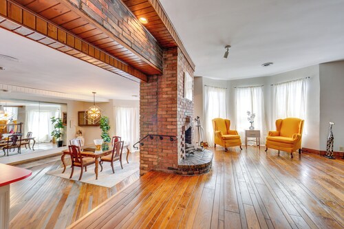 2 Mi to Dtwn Pittsburgh: Family-Friendly Townhome!