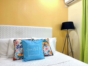 Iron/ironing board, WiFi