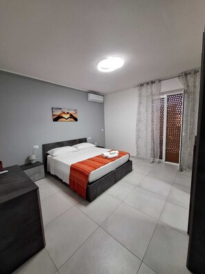 2 Schlafzimmer, Bügeleisen/Bügelbrett, WLAN, Bettwäsche