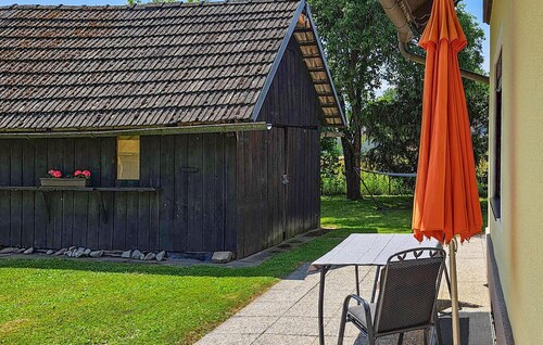 Lovely apartment in Strau with WiFi