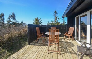 Outdoor dining - 2 bedroom pet friendly home in Thisted (Thisted)