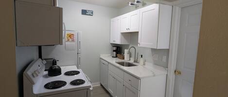 Microwave, oven, stovetop, dishwasher