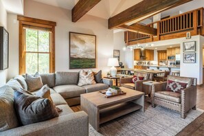 TV connectée, cheminée