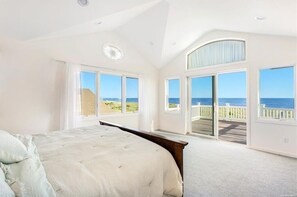 5 bedrooms, desk, iron/ironing board, free WiFi