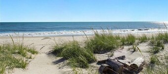 Oceanfront! Westhampton Beach HUGE discount. with spectacular bay sunset views.