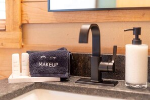 Douche, séchoir à cheveux