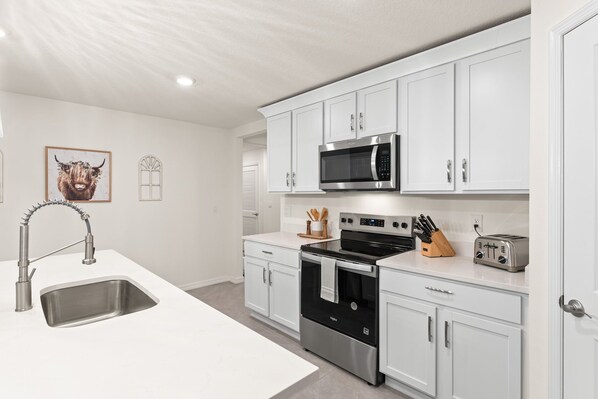 Microwave, oven, stovetop, dishwasher