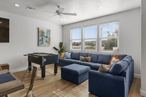 Smart TV, fireplace, table football, ping pong
