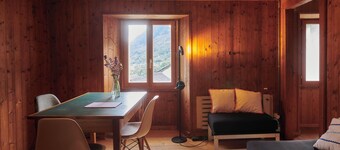 Enchanting 4-bedroom chalet in Mesocco