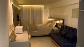 Departamento Confort | Ropa de cama hipoalergénica y espacio para trabajar con laptop 