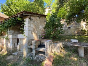 Property grounds - HOUSE 1676, IN THE HEART OF THE GREEN PERIGORD (Agonac)