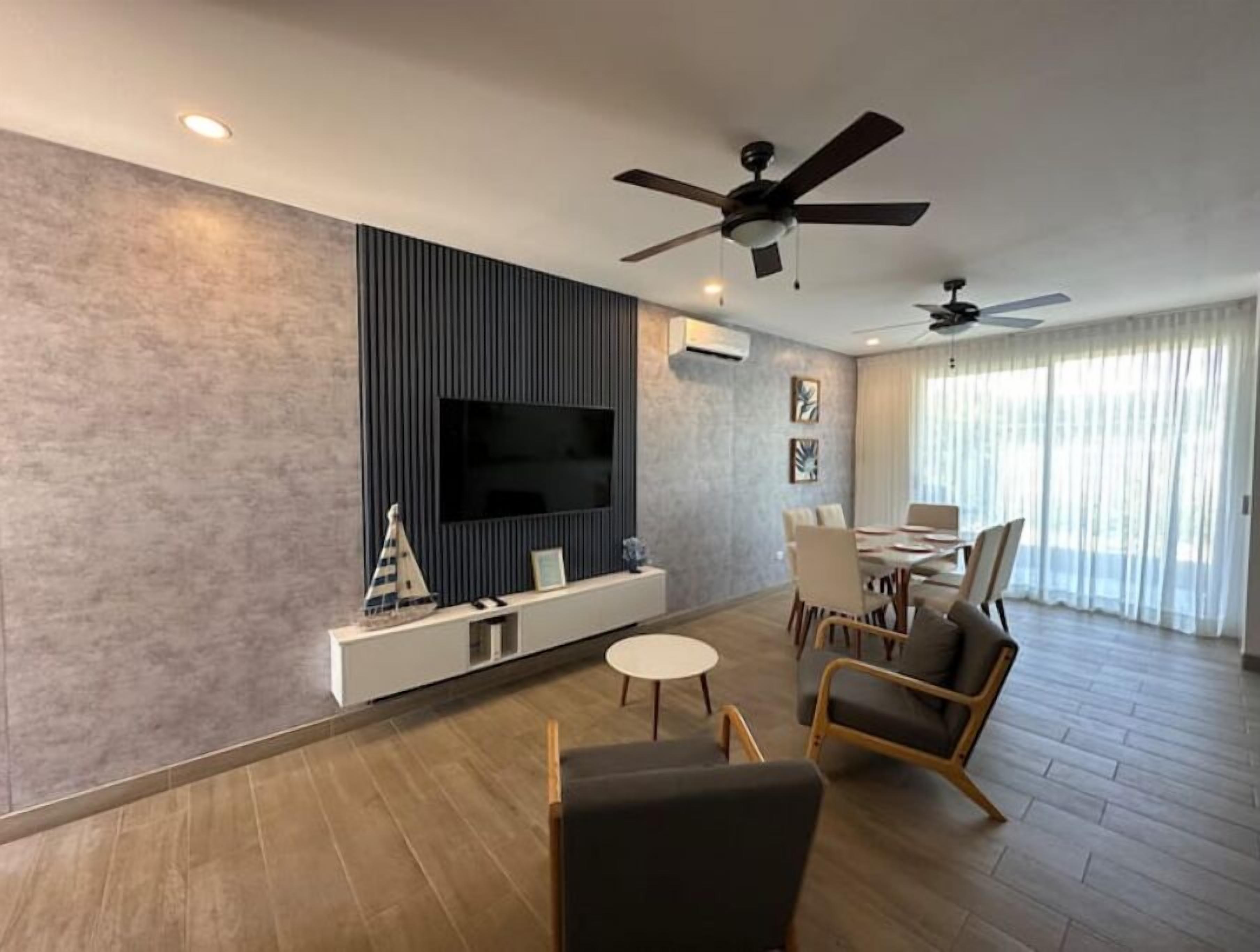 Your Place To Rest In A Beach Condominium! - San José