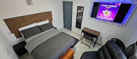 WiFi, bed sheets