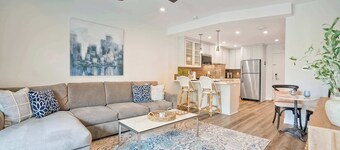 La Costa Comfort - Resort-style Living for 2
