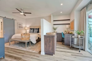 1 bedroom, individually decorated, individually furnished