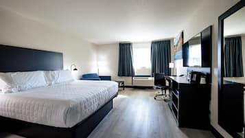 Quarto standard, 1 cama King, para não fumantes | Roupas de cama premium, edredons de pluma