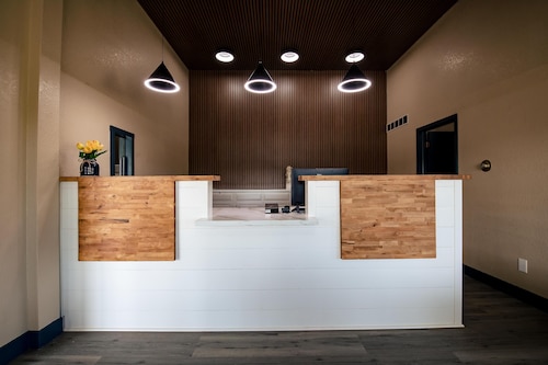 Surestay By Best Western Forsyth