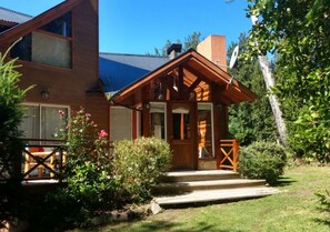 Bagian depan properti