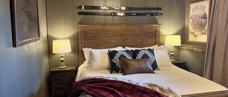 1 bedroom, desk, iron/ironing board, travel cot