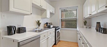 Peaceful 1BR Escape in Evanston - Hinman